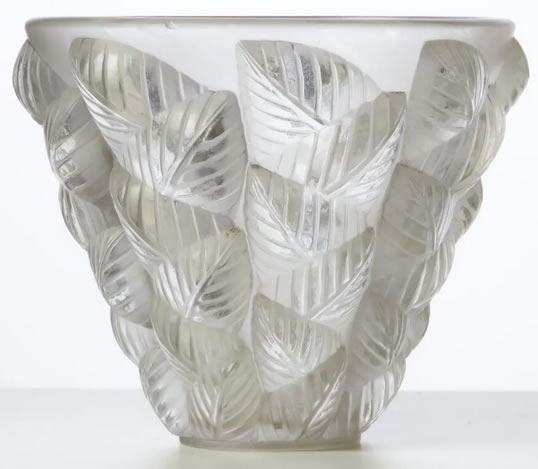 R. Lalique Moissac Vase