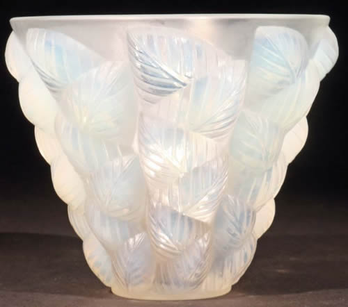 R. Lalique Moissac Vase