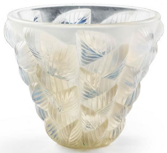 R. Lalique Moissac Vase