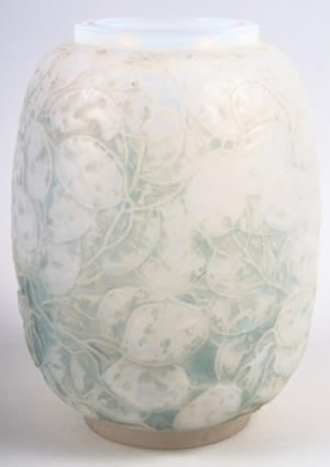 R. Lalique Monnaie Du Pape Vase