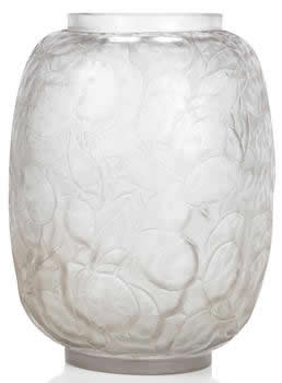 R. Lalique Monnaie Du Pape Vase
