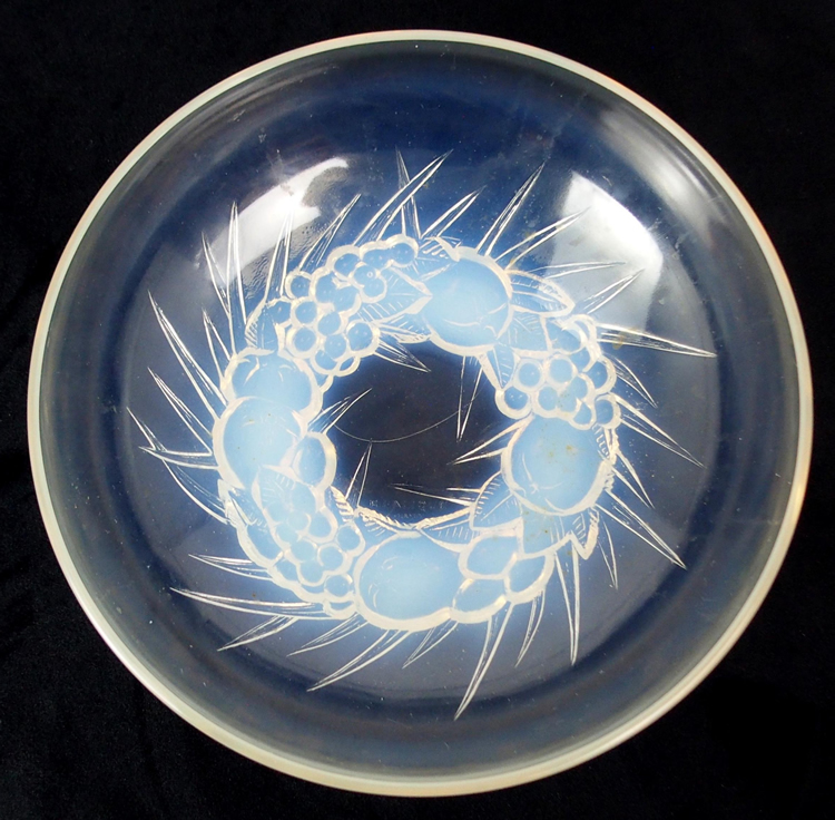 R. Lalique Mont-Dore Bowl