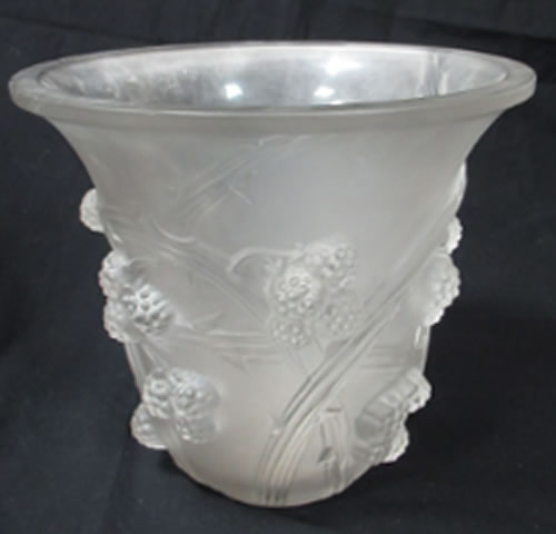 R. Lalique Mures Vase