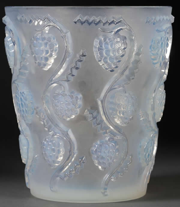 R. Lalique Muscat Vase