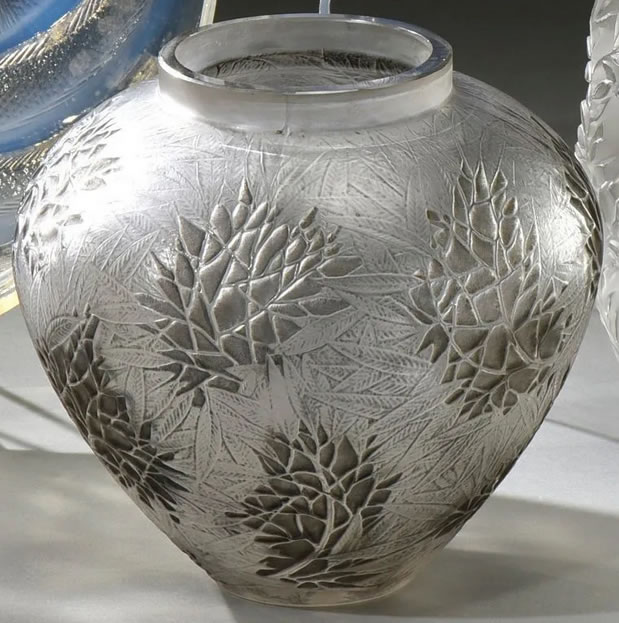 R. Lalique Esterel Vase