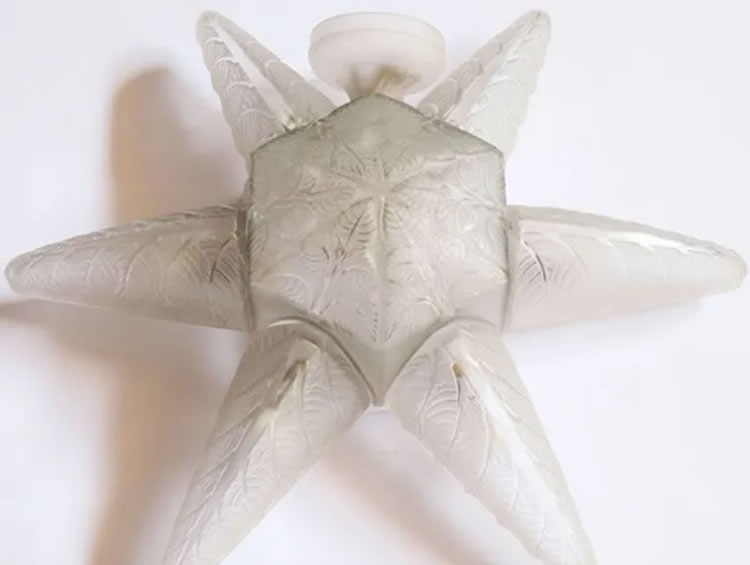 R. Lalique Noisetier Chandelier