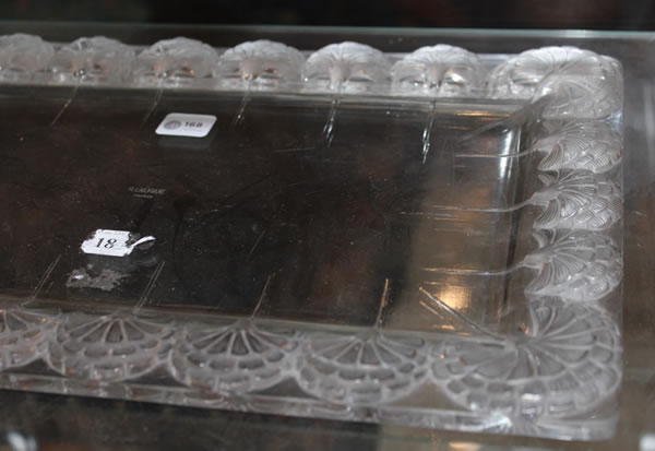 R. Lalique Oeillets Tray