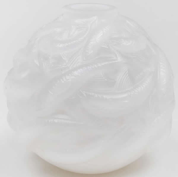 R. Lalique Oleron Vase