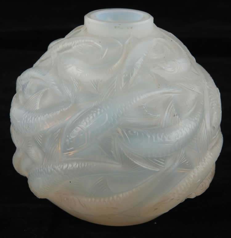 R. Lalique Oleron Vase