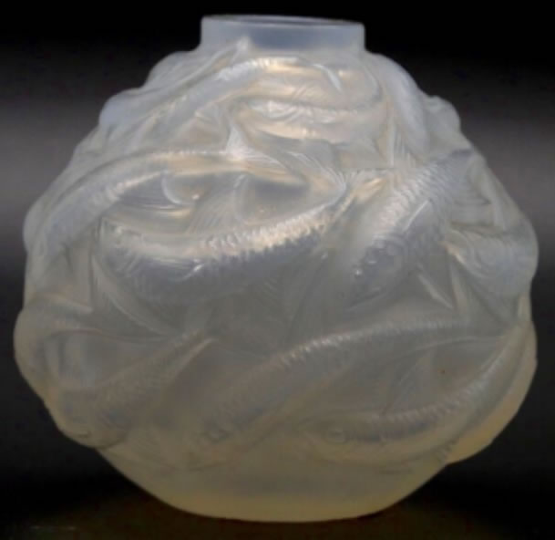R. Lalique Oleron Vase