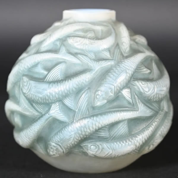 R. Lalique Oleron Vase