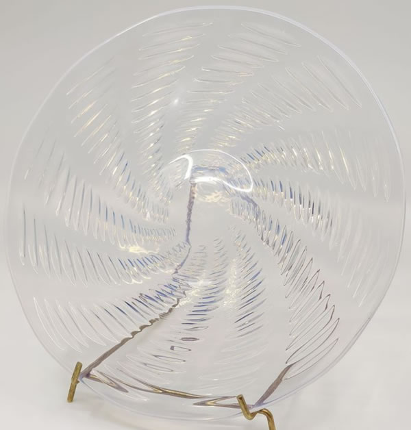 R. Lalique Ondes Plate