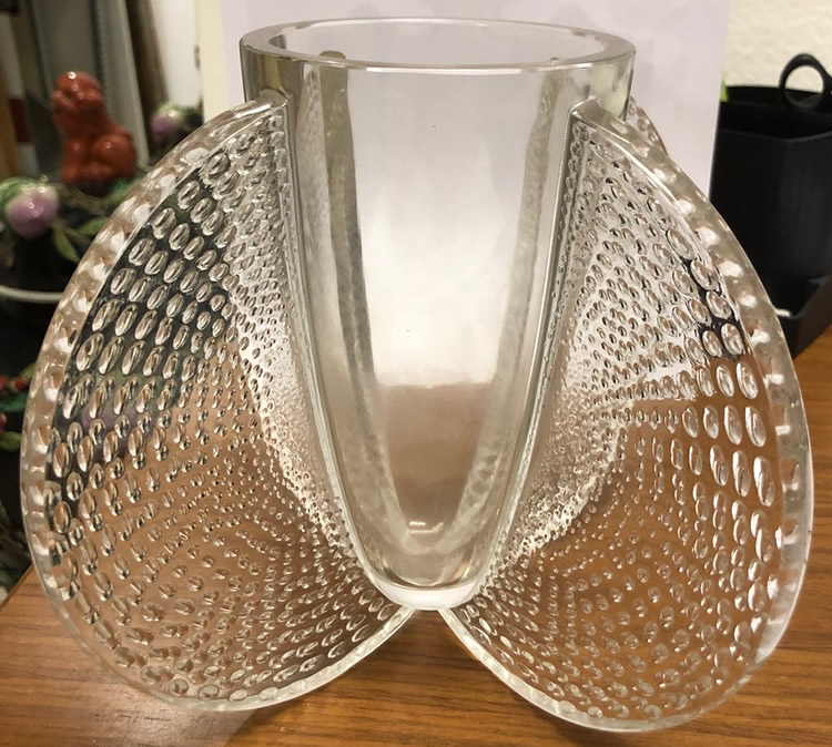 R. Lalique Orly Vase