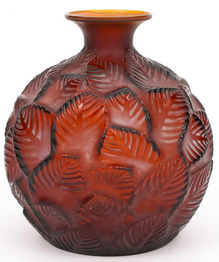 R. Lalique Ormeaux Vase