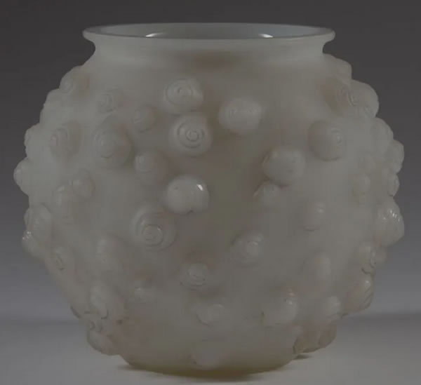 R. Lalique Palissy Vase