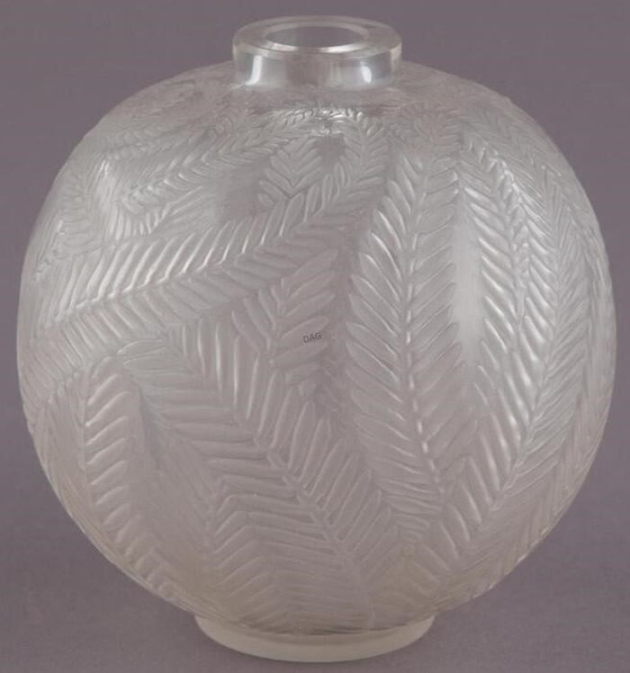 R. Lalique Palmes Vase