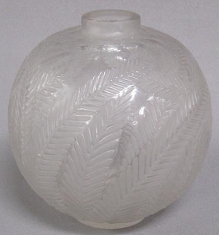 R. Lalique Palmes Vase