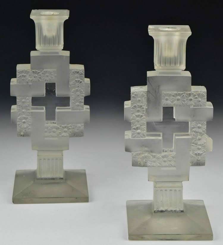 R. Lalique Paquerettes Candlestick