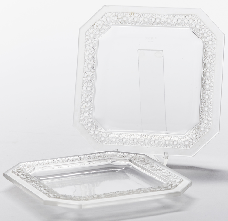 R. Lalique Paquerettes Plate