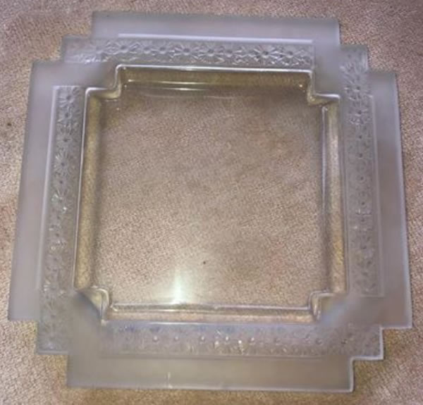 R. Lalique Paquerettes Square Bowl