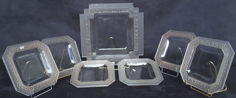 R. Lalique Paquerettes Tableware