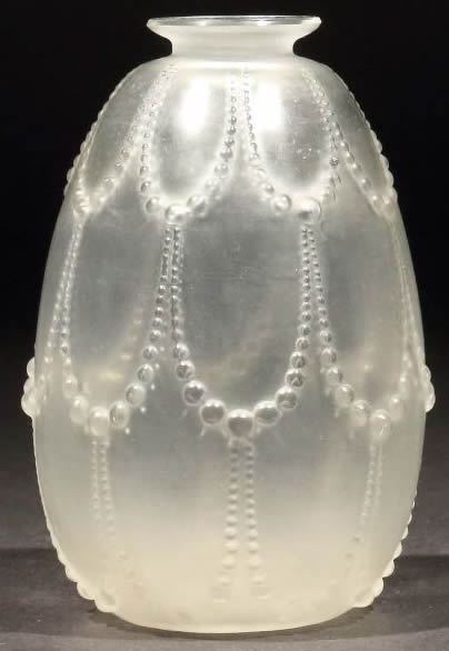 R. Lalique Perles Vase