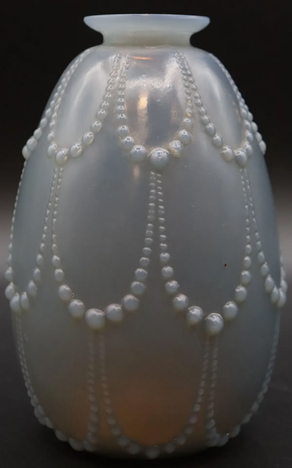 R. Lalique Perles Vase