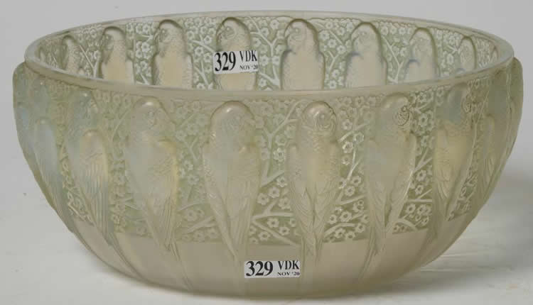 R. Lalique Perruches Bowl