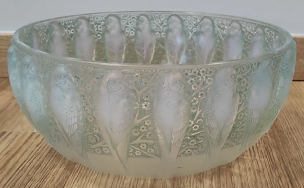R. Lalique Perruches Bowl