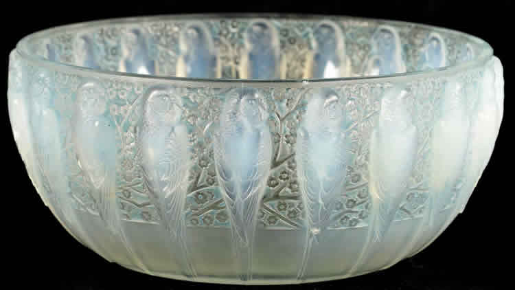 R. Lalique Perruches Bowl