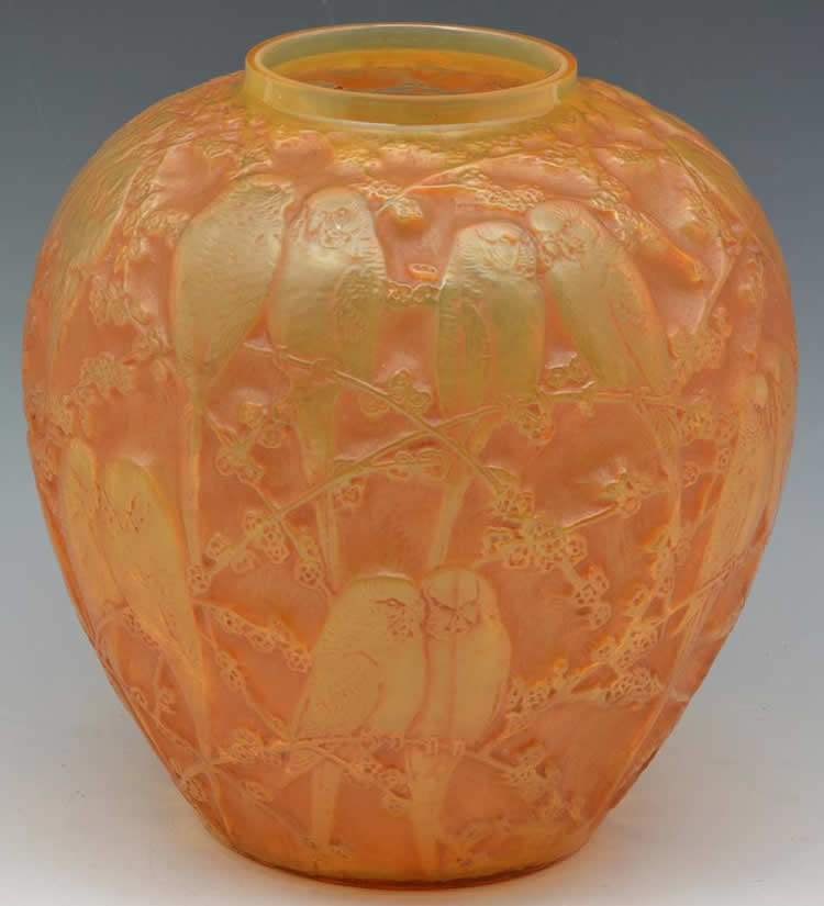 R. Lalique Perruches Vase