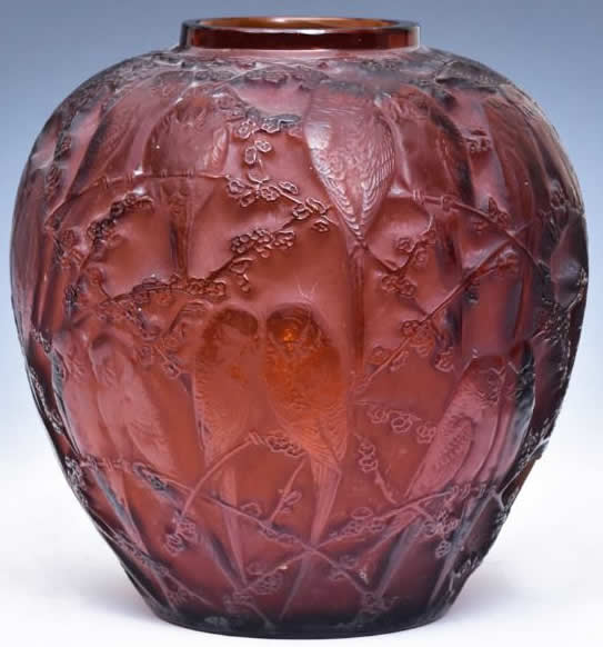 R. Lalique Perruches Vase