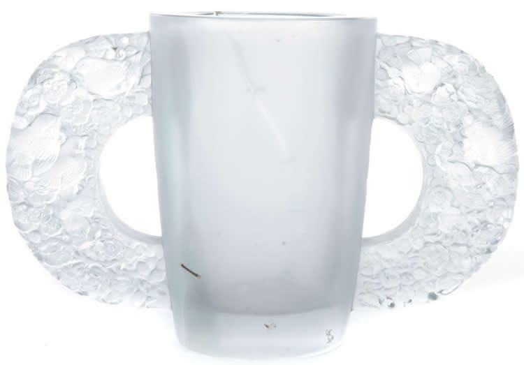R. Lalique Petrarque Vase