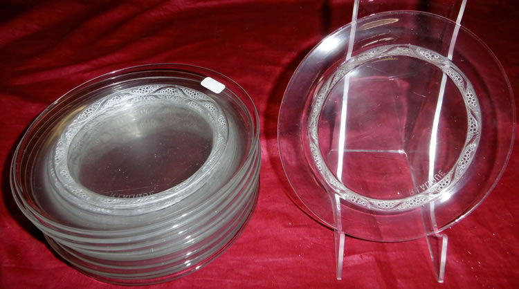 R. Lalique Phalsbourg Plate