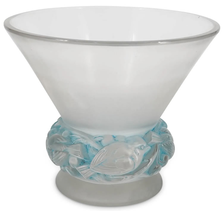 R. Lalique Pinsons Vase