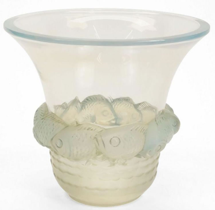 R. Lalique Piriac Vase