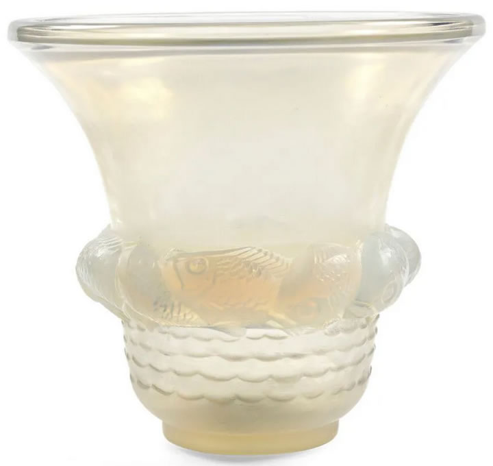 R. Lalique Piriac Vase