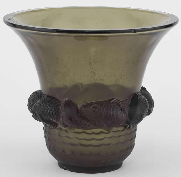 R. Lalique Piriac Vase