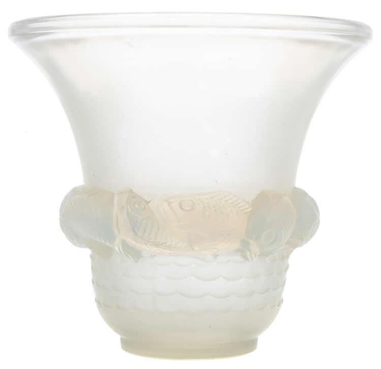R. Lalique Piriac Vase