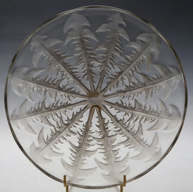 R. Lalique Pissenlit Plate