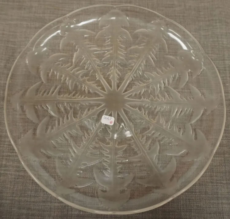 R. Lalique Pissenlit Plate