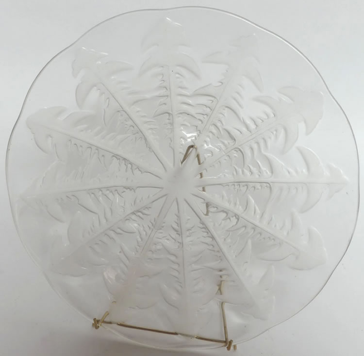 R. Lalique Pissenlit Plate