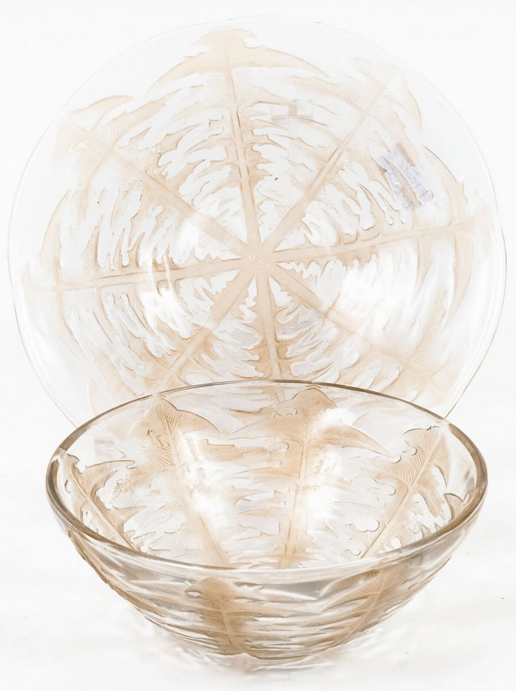 R. Lalique Pissenlit Tableware