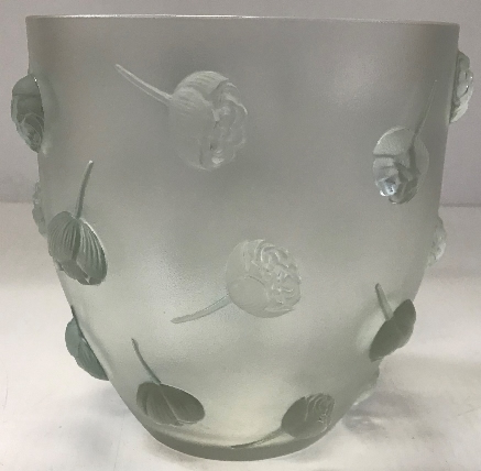 R. Lalique Pivoines Vase