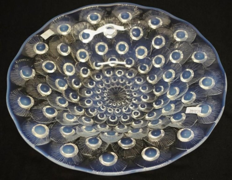 R. Lalique Plumes de Paon Bowl