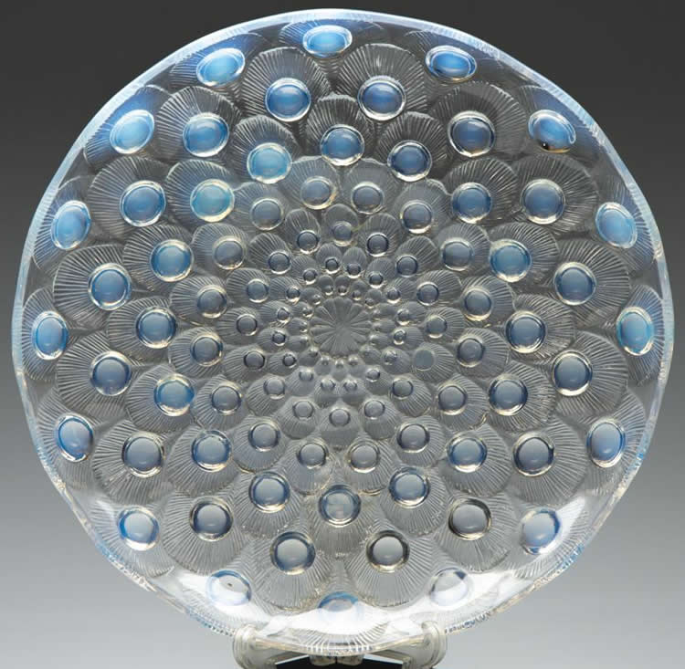 R. Lalique Plumes De Paon Plate