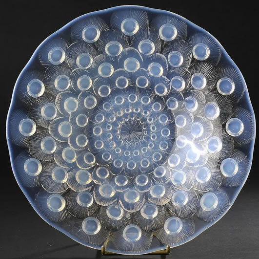 R. Lalique Plumes De Paon Plate