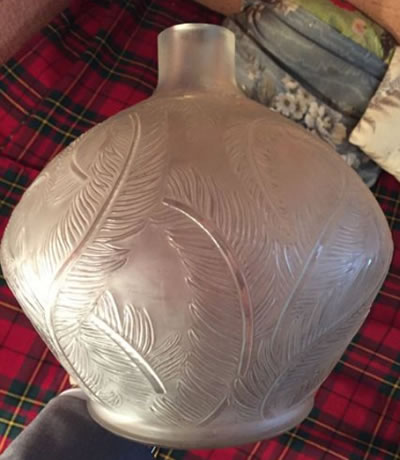 R. Lalique Plumes Vase
