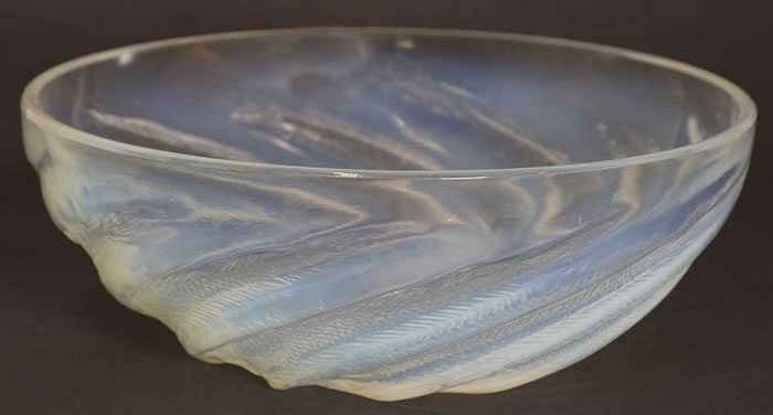 R. Lalique Poissons Bowl