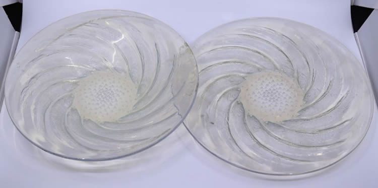 R. Lalique Poissons Tableware